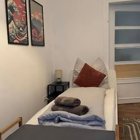 Hans In Mit 4 Schlafzimmern * Koethen (Anhalt)